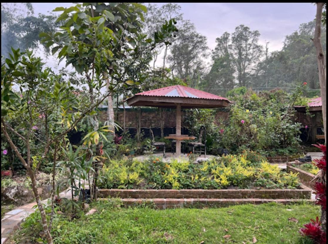 Gabelo Guest House Bukittinggi Eksteriør bilde